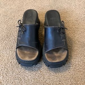 Platform sandals